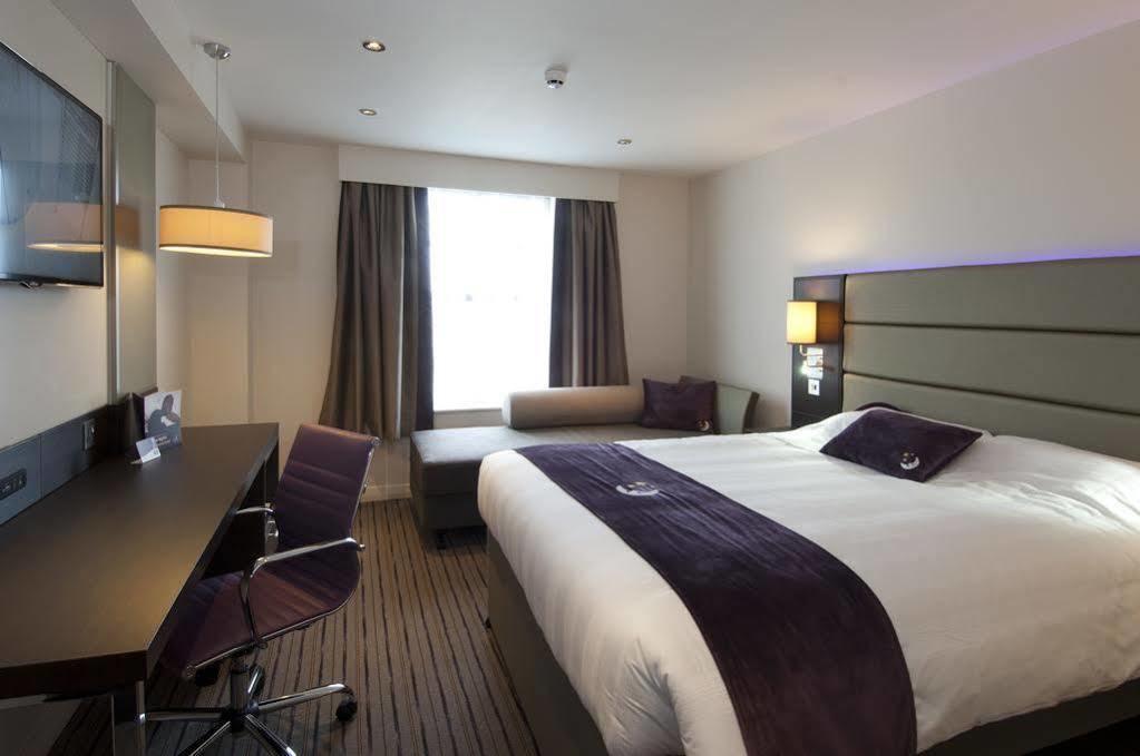 Premier Inn Manchester Trafford Centre North المظهر الخارجي الصورة